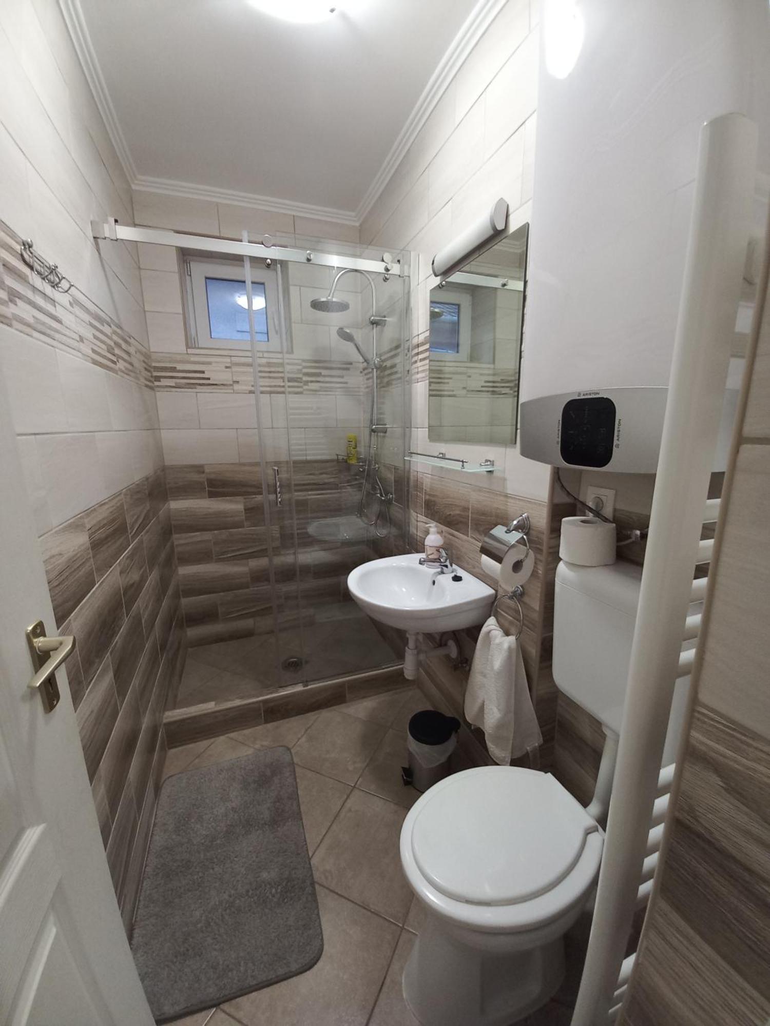 Ilona Apartman Gyula Bagian luar foto
